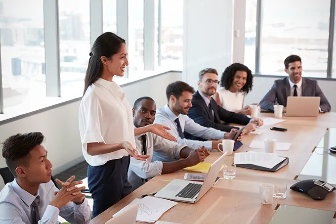 female-executive-leading-team-meeting