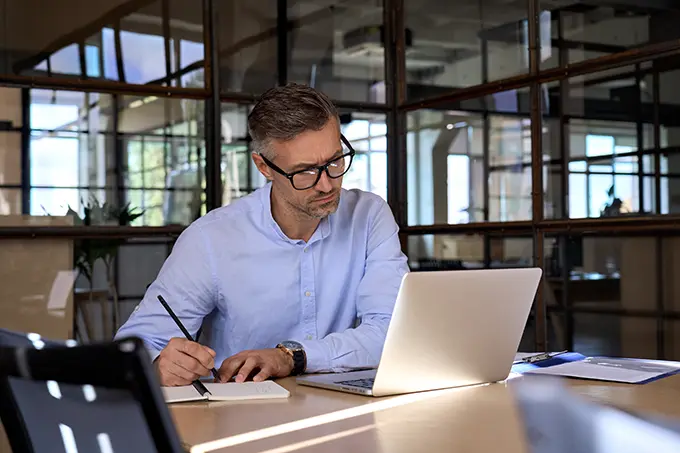 man-studying-at-office