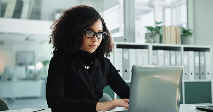 woman-sending-emails-from-crm