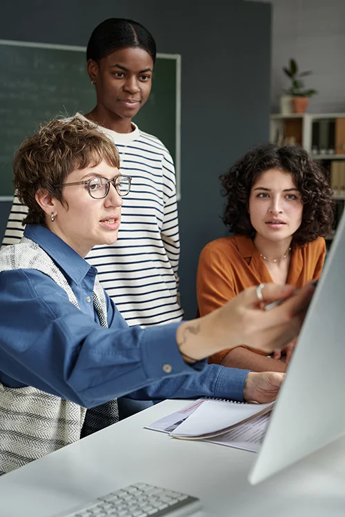 Team collaborating by attaching Google Sheets to email messages